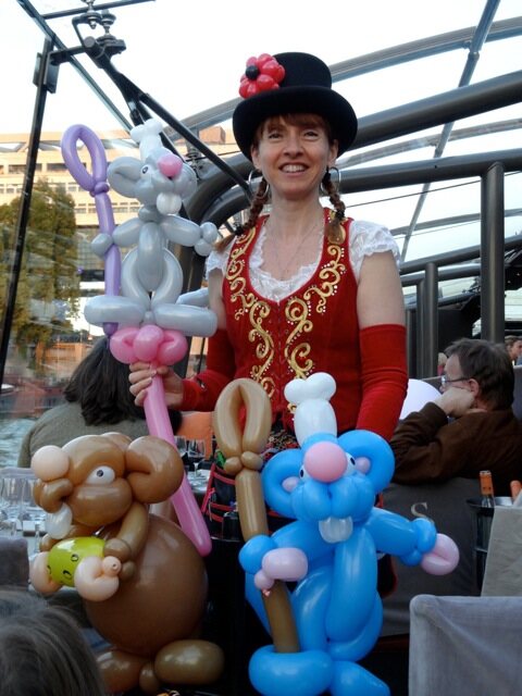 Événement presse Disneyland Paris - inauguration attraction Ratatouille - avec Lili ONE sculpteur de ballons